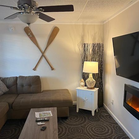 The Beachside Sylvan Beach Exterior foto