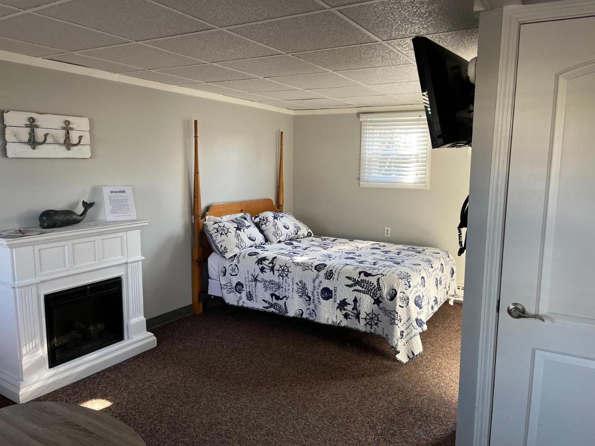 The Beachside Sylvan Beach Exterior foto
